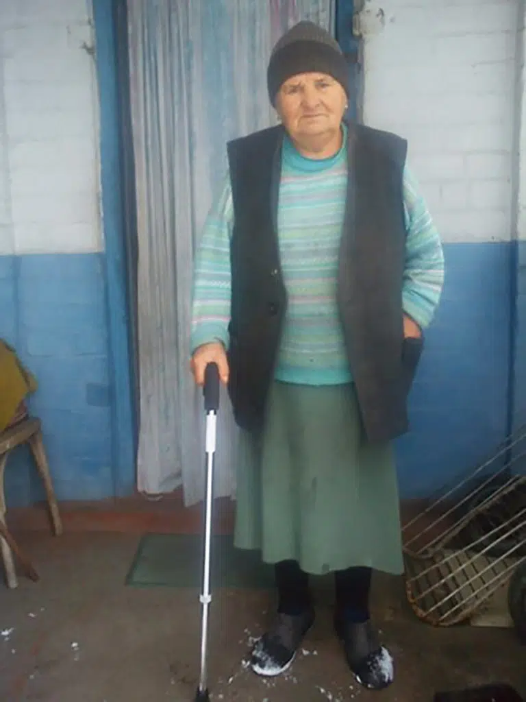 Valentyna receives home-based care in Ukraine