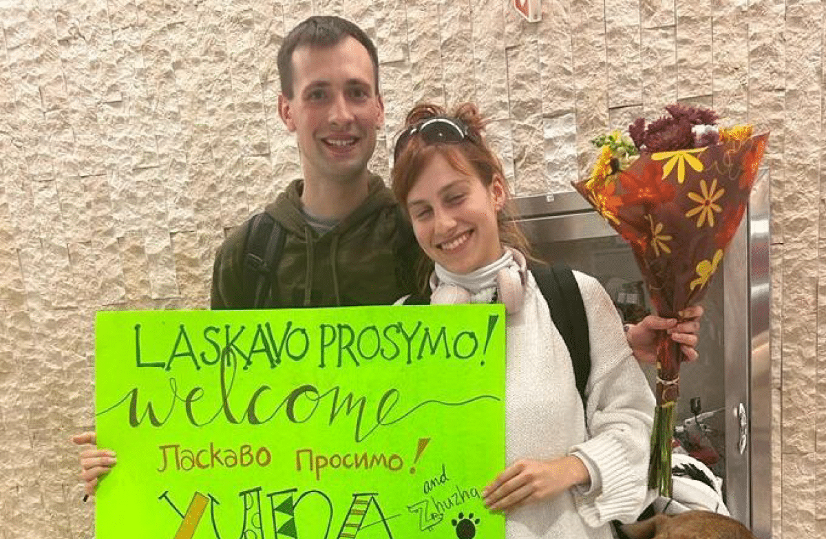 Ukrainian refugees Max and Yuna arriving at JFK airport